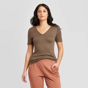Brown V-neck T-shirt